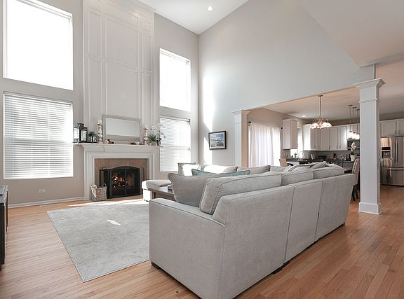3rd image of 18767 W Chatham Way