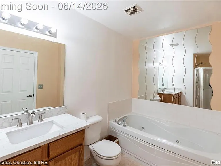 7645 Woodward Ave #70 — Photo 9