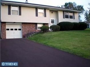 126 Harry Rd, Eagleville, PA 19403