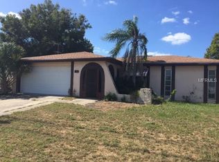 9709 Marlinton Ln, Port Richey, FL 34668