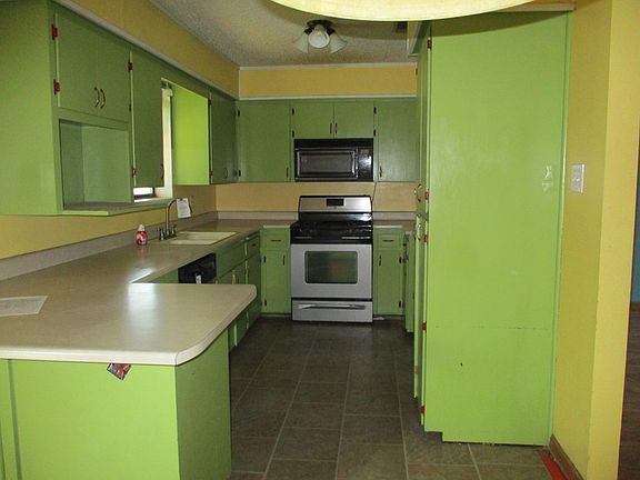 5th image of 504 E 22nd St