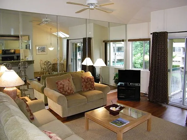 77 Ocean Ln APT 709, Hilton Head Island, SC 29928