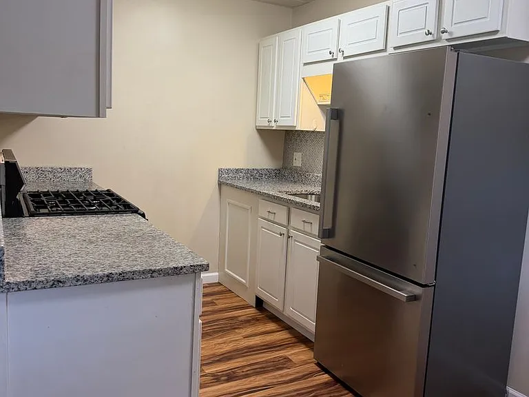 614 Agnes Rd #4 — Photo 5