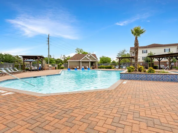 Waterford Place at Riata Ranch Apartments
