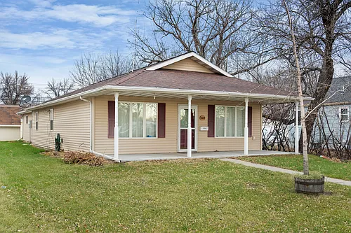 1608 Dyke Ave Photo 1
