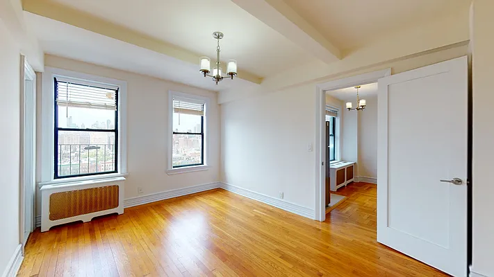 Rented by Bond New York | media 19