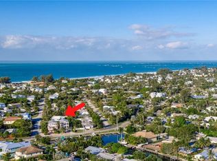 410 Clark Dr, Holmes Beach, FL 34217