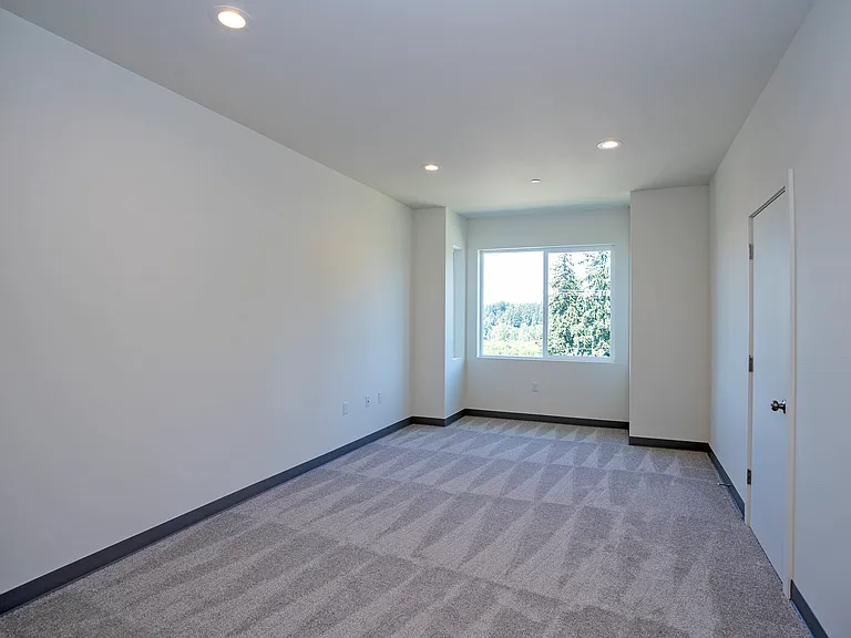 4873 S 48th St #D-2 — Photo 20