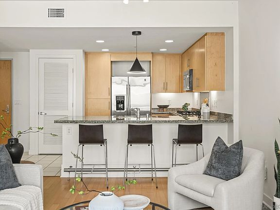 2nd image of 3812 Park Blvd Unit 412