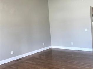 108 Eagle Ridge Dr, Chatham, IL 62629