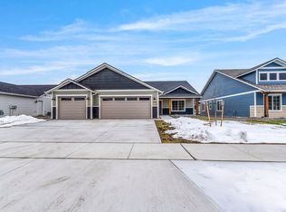 8966 W Cultivator Ave, Rathdrum, ID 83858