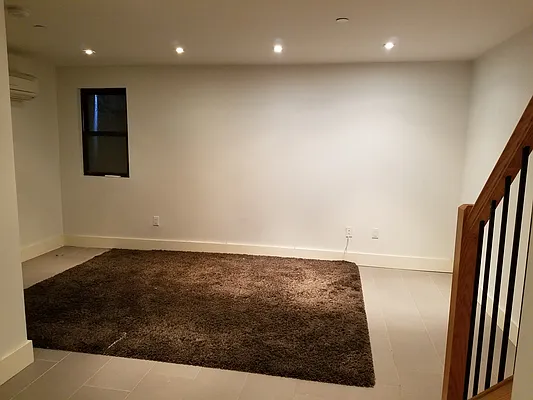 Rented by Lofts and Flats LLC | media 30