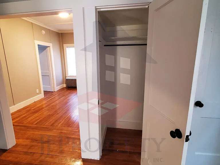 27 Centre St #1 — Photo 5