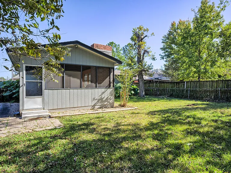 5907 Nancy Ann St — Photo 17