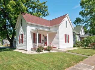 108 S Vine St, Freeburg, IL 62243