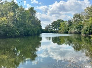 15784 N Cheyenne Dr, Cuba, IL 61427