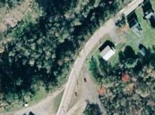 136 Gordon Ave, Carbondale, PA 18407