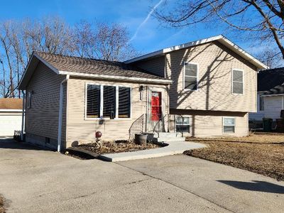 1023 S 4th Ave, Albert Lea, MN, 56007