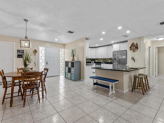 4th image of 344 Crosswinds Dr