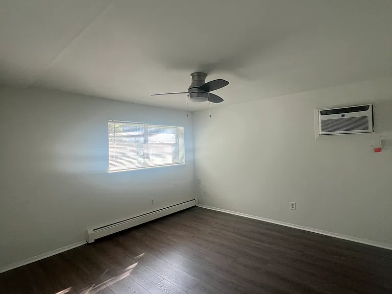 11 The Blvd #A1 — Photo 16