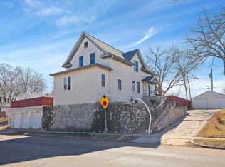188 Butler Ave E, West Saint Paul, MN 55118