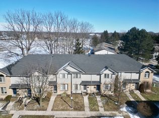 925 Lawson Rd #16, London, ON N6G4X3