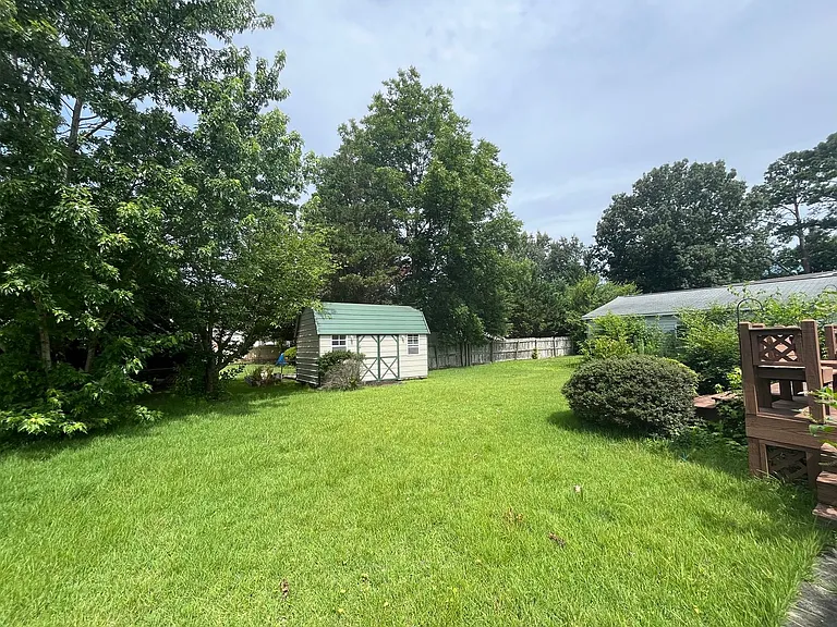817 Mira Vista Dr SE — Photo 5
