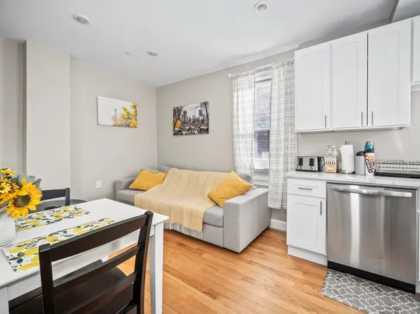 600 Commercial St #Id1364241p, Boston, MA 02109