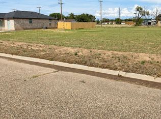 1218 Avenue I, Ralls, TX 79357