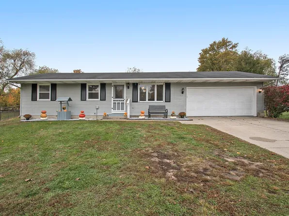 30192 Evergreen Ct, Elkhart, IN 46514