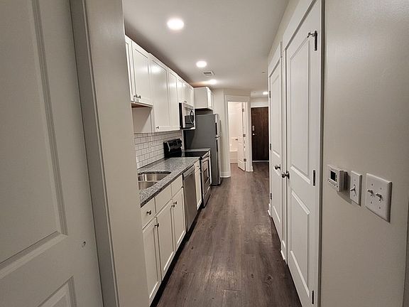 4th image of 5211 E 112th Ter #105