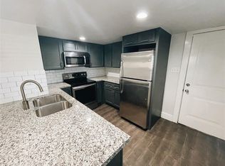 5001 Pease St #C, Houston, TX 77023