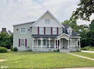 926 Church St, Flint, MI 48502