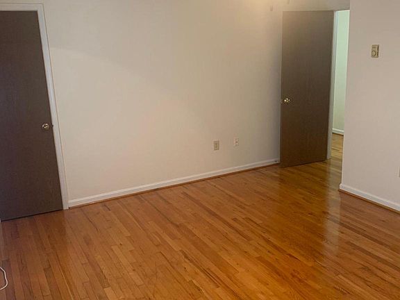 5th image of 311 Nottoway Dr