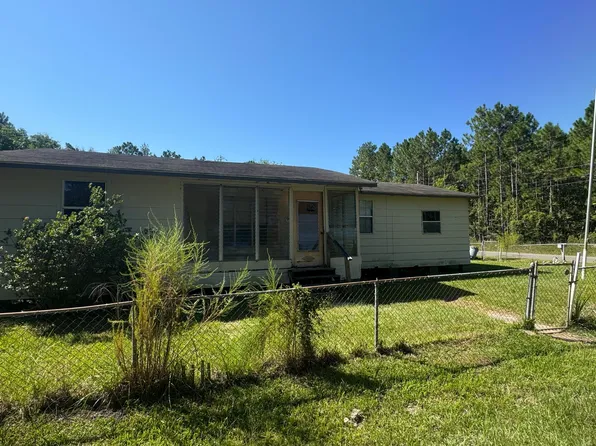 9117 Oak St, Bay Saint Louis, MS 39520