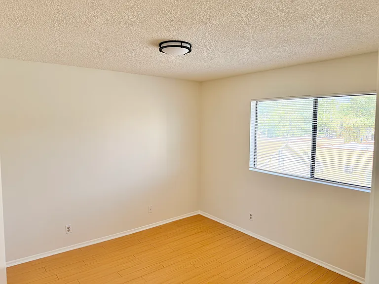 Bedroom #1