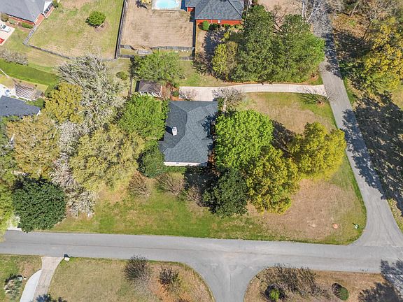 4th image of 3660 Letitia Ln