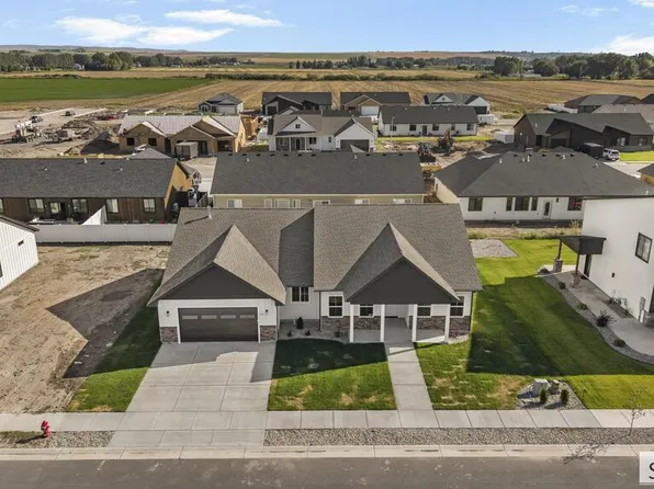 396 Camas St, Sugar City, ID 83448