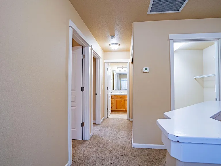 20487 Brentwood Ave — Photo 20