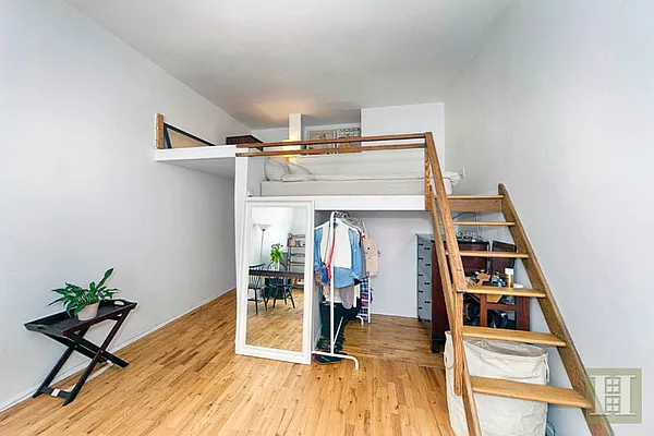 Sold by Halstead Real Estate | media 20