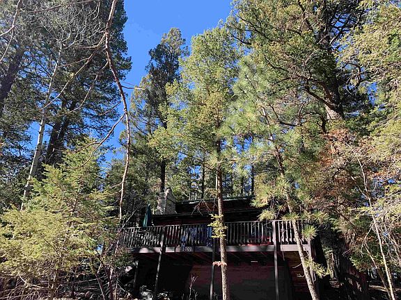 3rd image of 1001 Ponderosa Pl