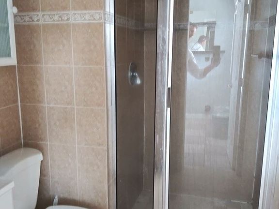 5th image of 1401 NE 31st Ct
