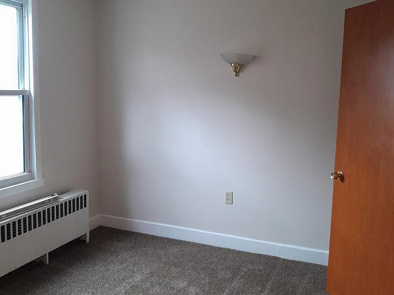 441 New St — Photo 24