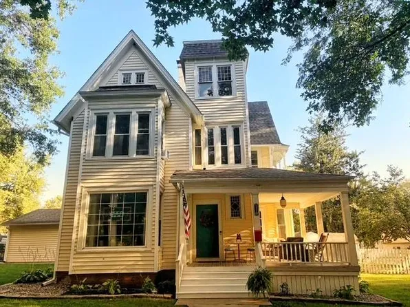 1110 McNary St, Tarkio, MO 64491