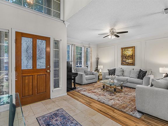 2nd image of 4105 Crest Ridge Dr