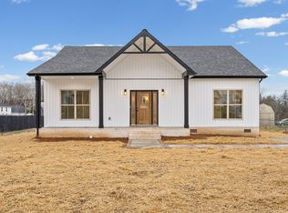 985 Long Beech Dr, Clarksville, TN 37042