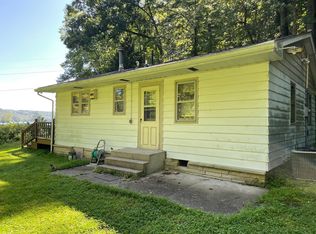 7715 N John Young Rd, Unionville, IN 47468