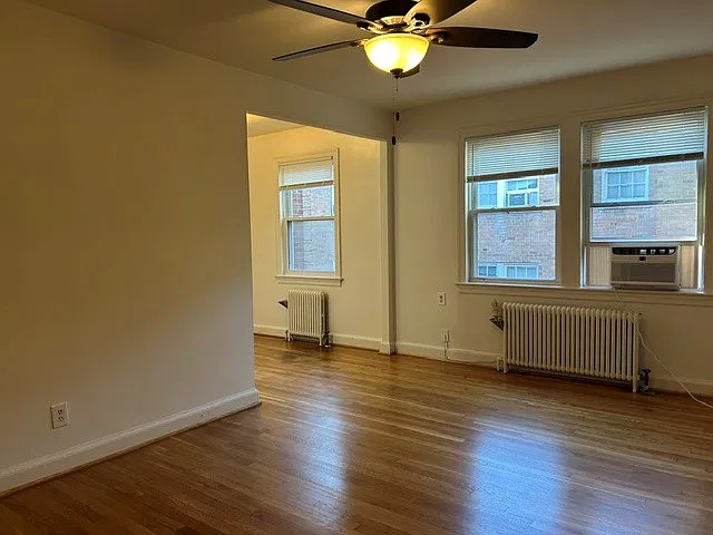 MacArthur Blvd. NW - 4573 - #303 — Photo 1