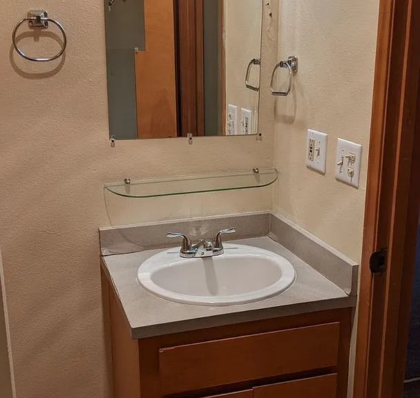 4105 Brooklyn Ave. NE Seattle, WA 98105 — Photo 10