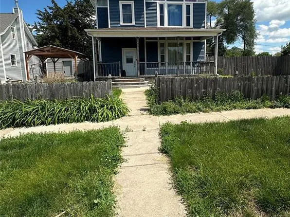 1717 10th St, Des Moines, IA 50314